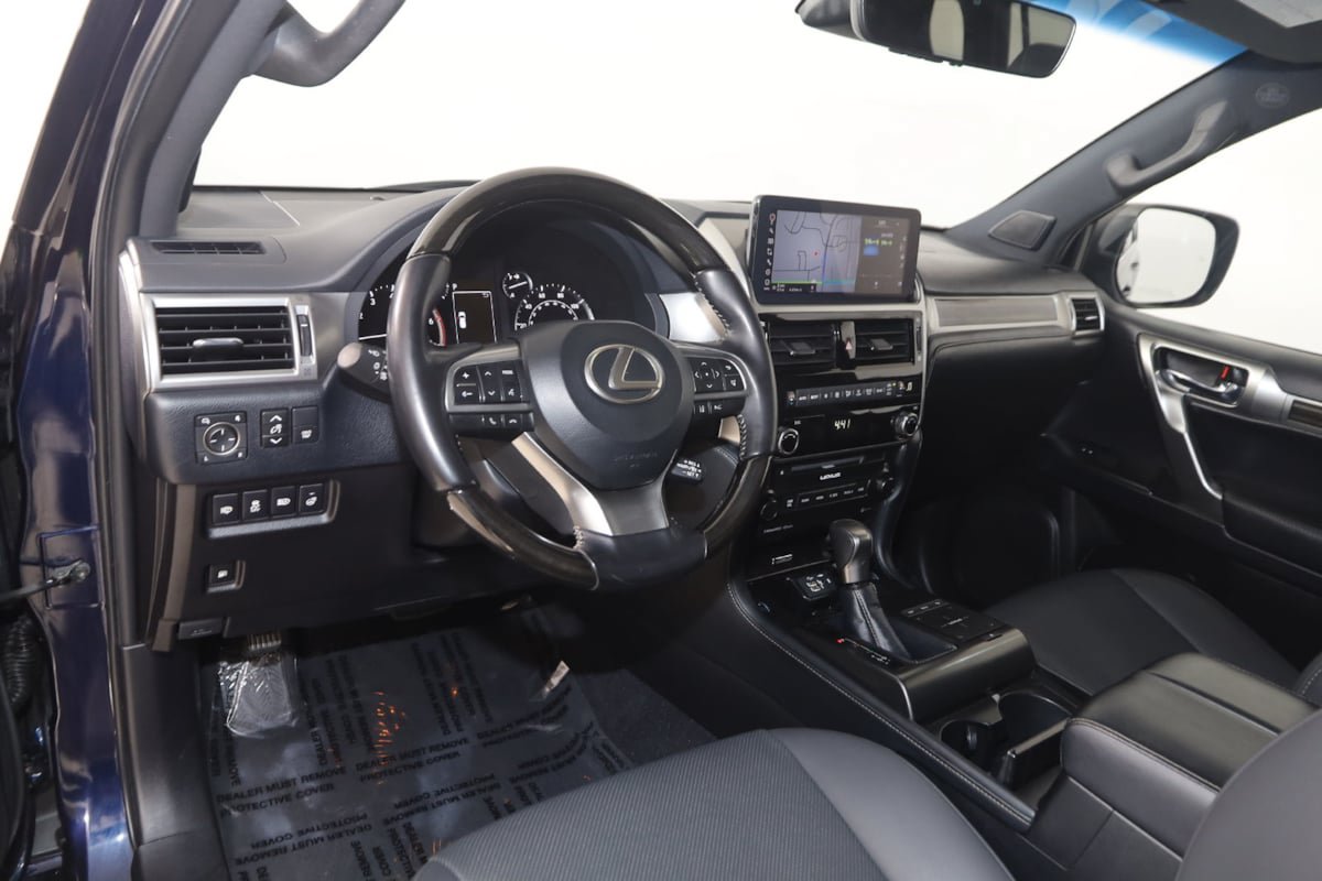Used 2023 Lexus GX 460 Premium w/ Premium Package AWD/4WD image 25