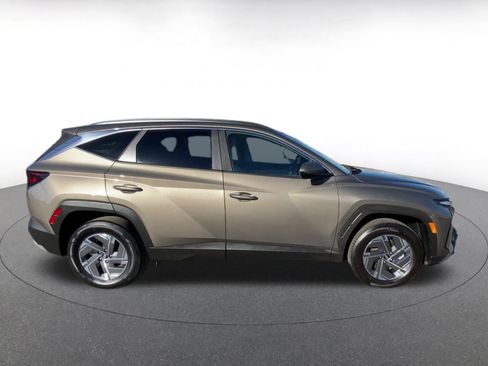 Used 2025 Hyundai Tucson Blue image 15