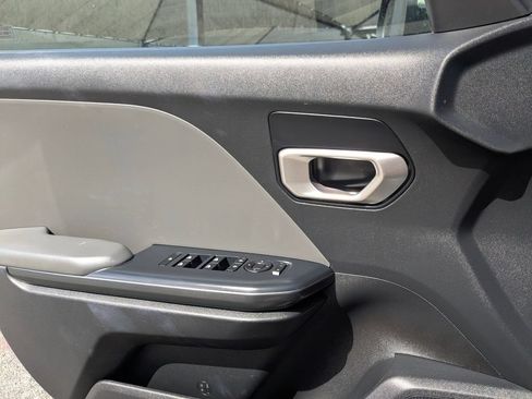 Used 2025 Kia K4 FWD image 15