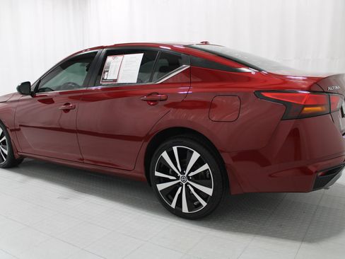 Used 2021 Nissan Altima 2.5 SR AWD/4WD image 8