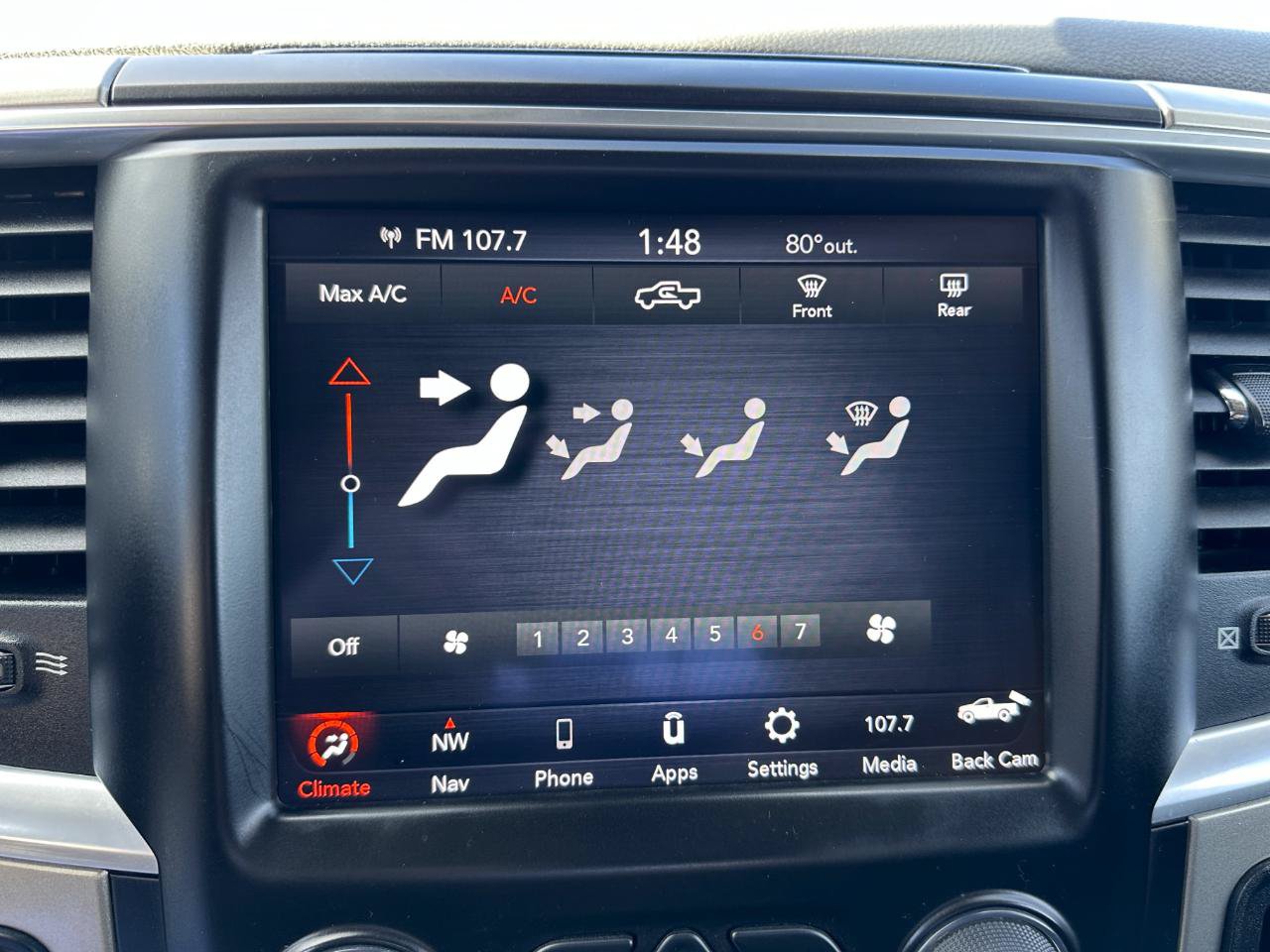 Used 2018 RAM 1500 SLT AWD/4WD image 60