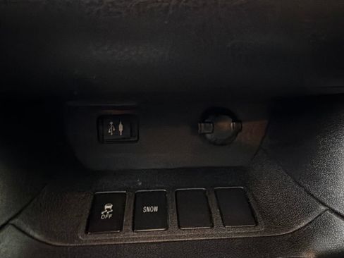 Used 2016 Toyota Highlander XLE FWD image 30