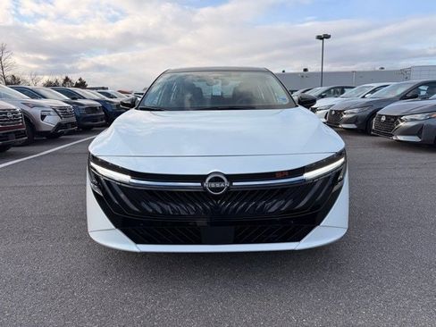 New 2026 Nissan Sentra SR w/ SR Premium Package image 3