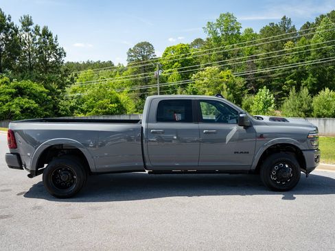 New 2026 RAM 3500 Limited AWD/4WD image 20