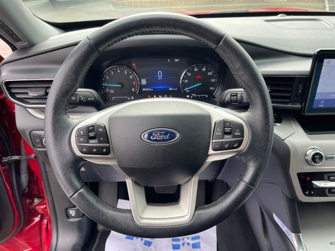 Used 2023 Ford Explorer XLT w/ Equipment Group 202A image 15