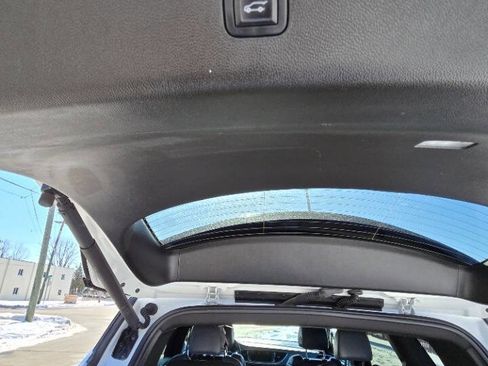 Used 2022 Buick Enclave Essence w/ Trailering Package, 5000 lbs. image 20