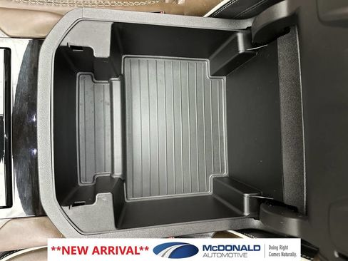 Used 2025 GMC Yukon Denali Ultimate AWD/4WD image 21