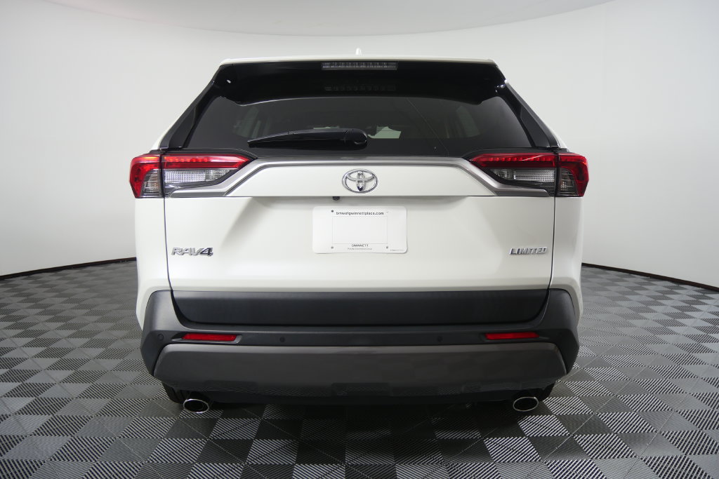 Used 2019 Toyota RAV4 Limited w/ Cold Weather Package FWD image 5