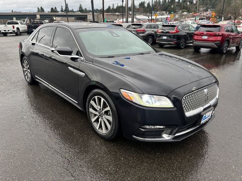 Used 2019 Lincoln Continental Premiere image 3