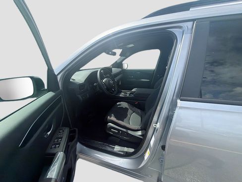 New 2026 Honda Pilot Sport image 17