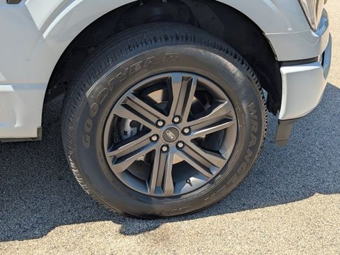 Used 2022 Ford F150 Lariat AWD/4WD image 14