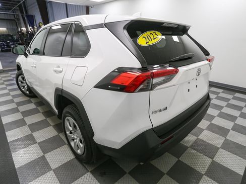 Used 2023 Toyota RAV4 LE AWD/4WD image 9