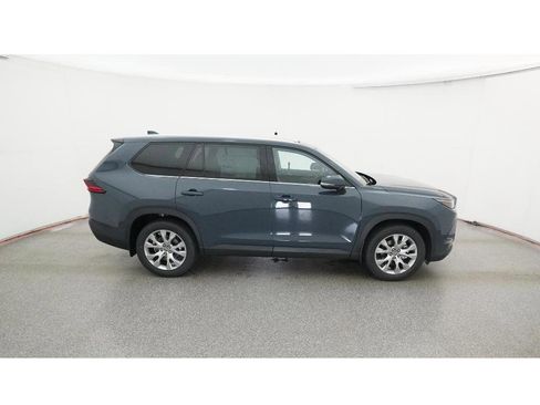 New 2026 Toyota Grand Highlander Limited image 11