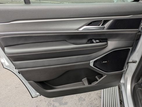 New 2026 Jeep Grand Wagoneer Limited image 25