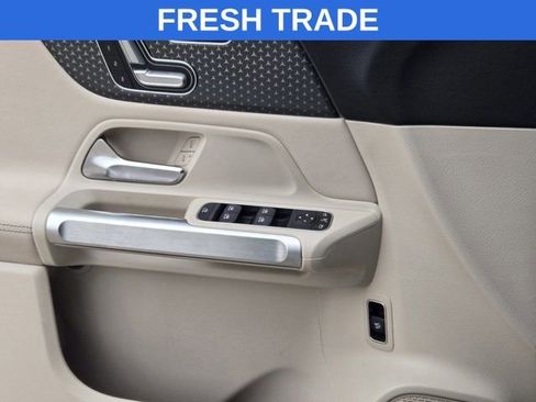 Used 2024 Mercedes-Benz GLB 250 image 22