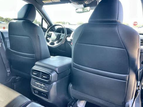 Used 2024 Honda Ridgeline Black Edition image 13