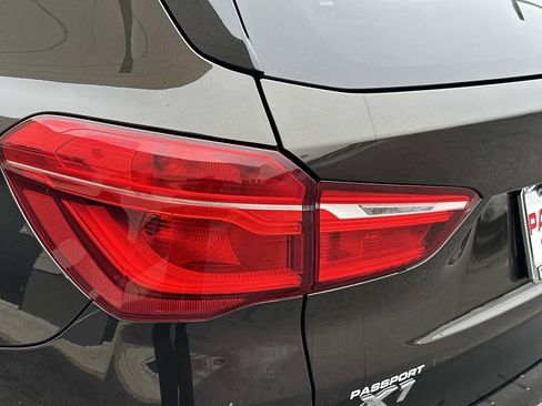 Used 2019 BMW X1 xDrive28i w/ Convenience Package image 9