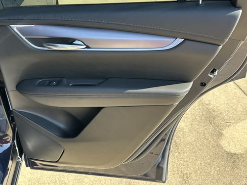 Used 2024 Cadillac XT6 Luxury w/ LPO, Floor Liner Package AWD/4WD image 17