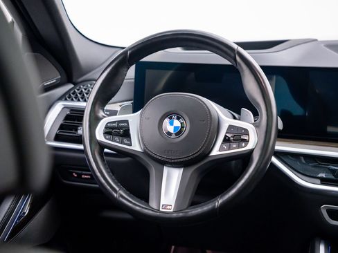 Used 2025 BMW X6 xDrive40i AWD/4WD image 11