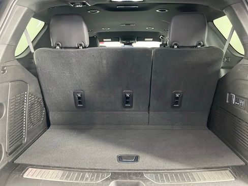 Used 2025 Chevrolet Tahoe Premier image 26