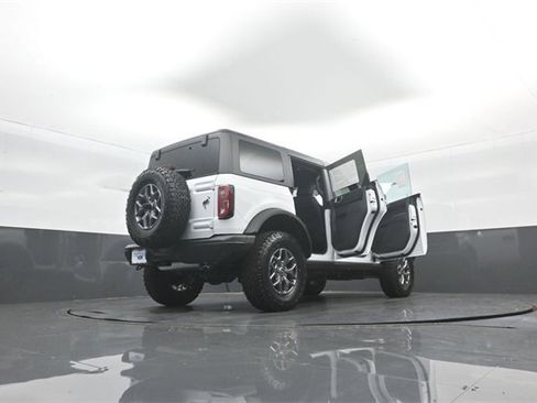 New 2025 Ford Bronco Badlands image 42