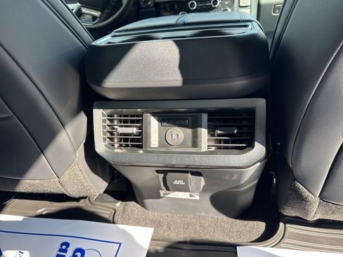 New 2026 Ford F250 Platinum image 28