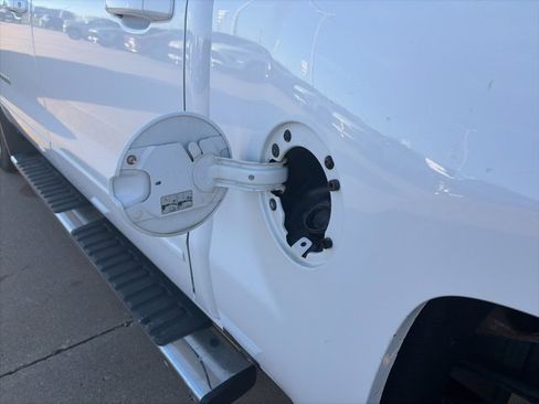 Used 2018 Chevrolet Silverado 1500 LT w/ All Star Edition image 51