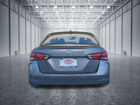 Used 2025 Nissan Versa SV w/ Trunk Package FWD image 9