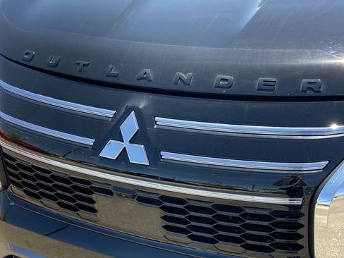 New 2026 Mitsubishi Outlander SEL FWD image 28