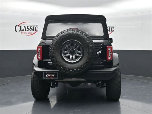 Used 2022 Ford Bronco Badlands image 8