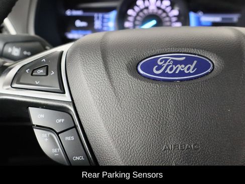 Used 2023 Ford Edge SEL image 8