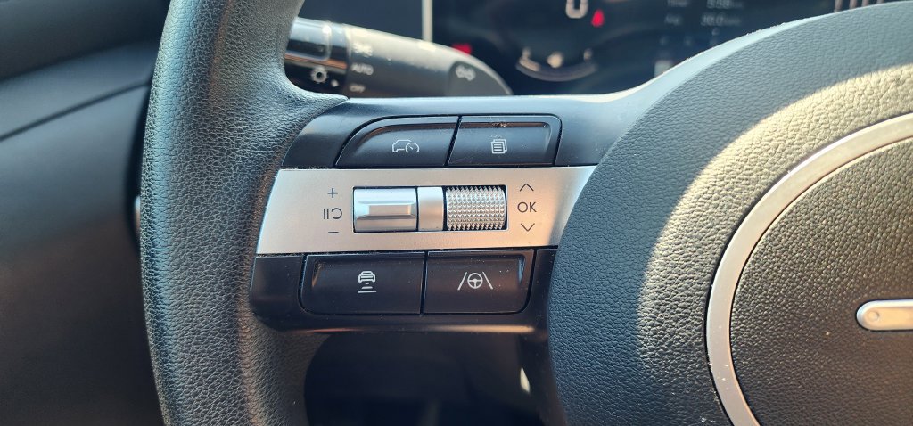 Used 2025 Hyundai Tucson SEL FWD image 26