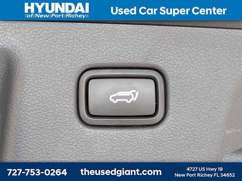 Used 2023 Hyundai Palisade SEL w/ Cargo Package image 14