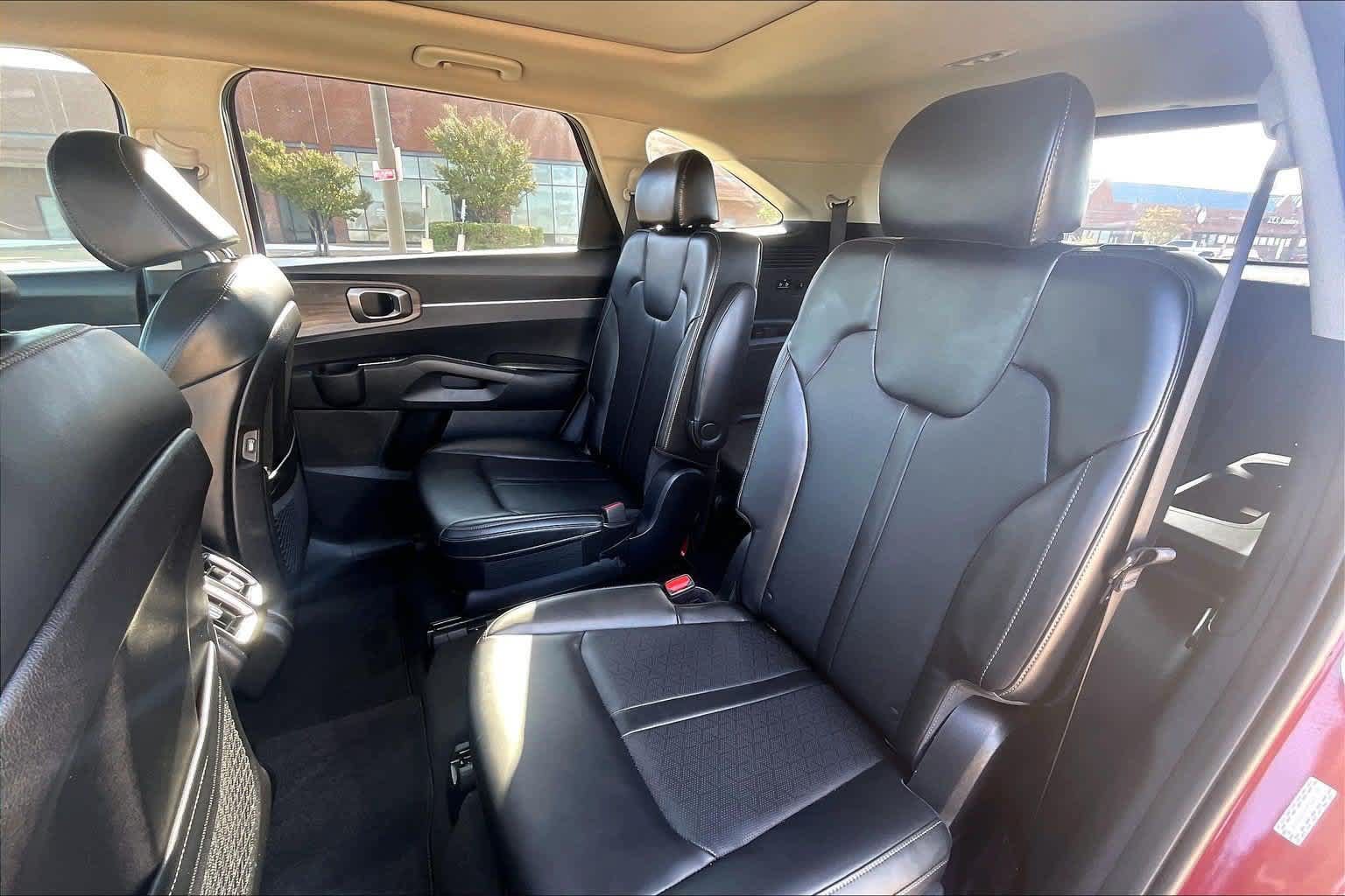 Certified 2023 Kia Sorento X-Line EX AWD/4WD image 28