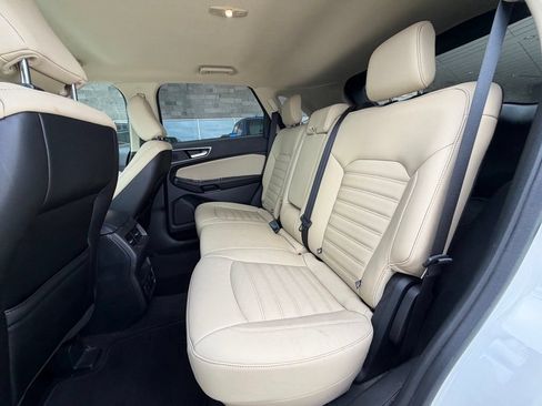 Used 2020 Ford Edge SEL w/ Convenience Package FWD image 23