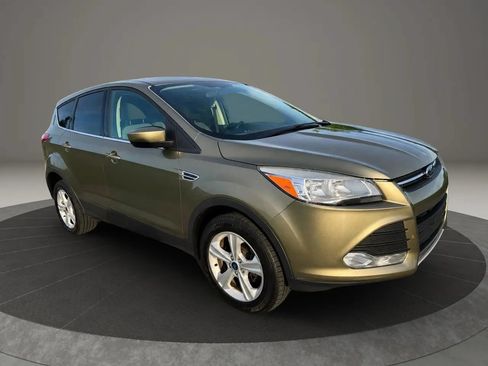 Used 2013 Ford Escape SE AWD/4WD image 2