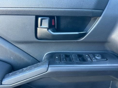 New 2025 Toyota Tacoma SR5 image 9