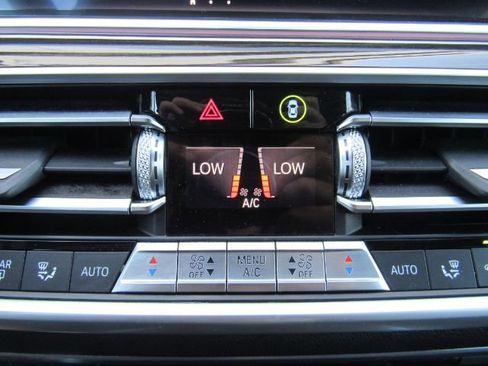 Used 2020 BMW X5 xDrive40i w/ Convenience Package image 48