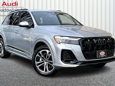 Used 2025 Audi Q7 2.0T Premium Plus image 3