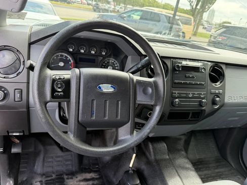 Used 2013 Ford F250 XL w/ Skid Plate Pkg AWD/4WD image 10