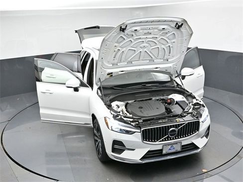 Used 2023 Volvo XC60 B5 Ultimate w/ Climate Package image 51