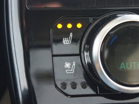 Certified 2025 Toyota Highlander Limited image 8