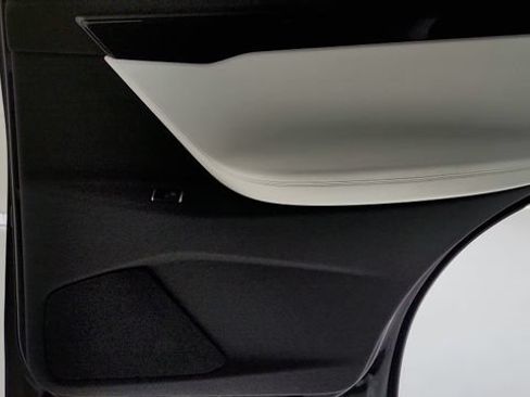 Used 2021 Tesla Model X Long Range AWD/4WD image 44
