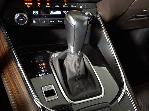 Used 2023 MAZDA CX-9 Signature image 17