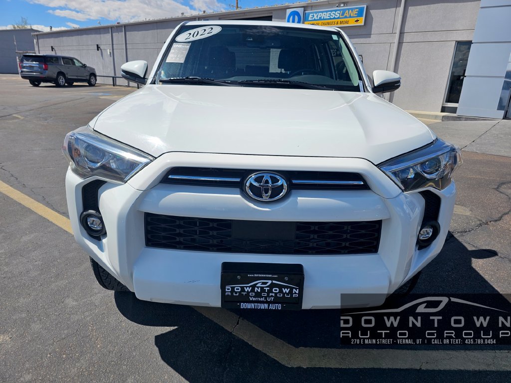 Used 2022 Toyota 4Runner SR5 Premium AWD/4WD image 8