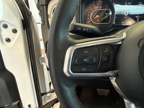 Used 2024 Jeep Wrangler Unlimited Sahara AWD/4WD image 20