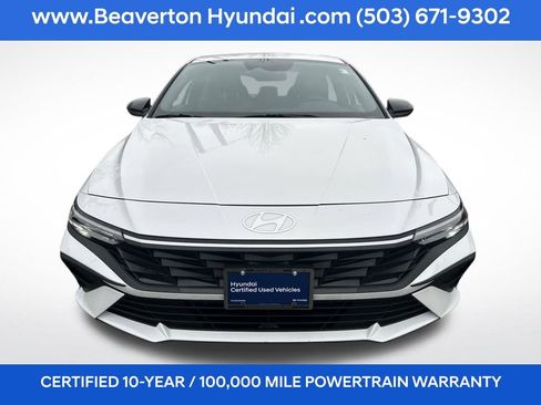 Certified 2025 Hyundai Elantra SEL image 9