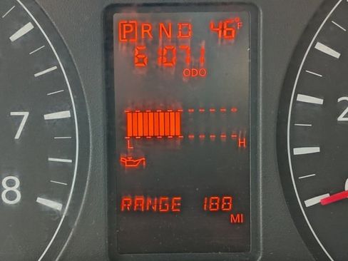 Used 2018 Nissan NV 2500 SV w/ Navigation Package image 11