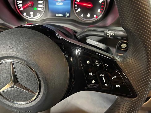 Used 2025 Mercedes-Benz Sprinter 2500 image 27