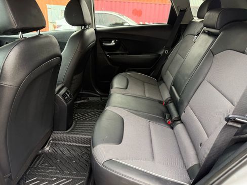 Used 2022 Kia Niro EX w/ Cold Weather Package image 14